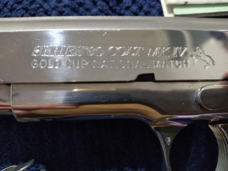 Vendo COLT GOlD CUP NATIONAL MATCH calibre 45 auto.No tiene ni una caja disparada. Caja original, manual, 01