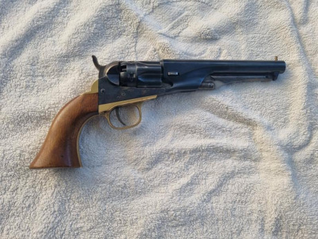 Se vende revolver Colt apolice 1862 de San Marcos 5,5 pulgadas calibre 36, el punto de mira esta cambiado 01