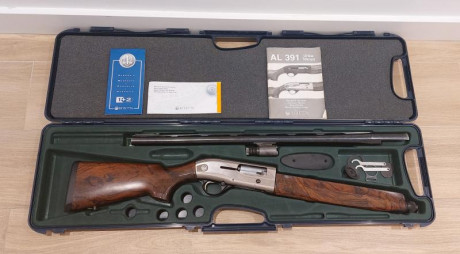 Vendo escopeta BERETTA AL 391 TEKNYS calibre 12.
En buen estado 
Se puedes ver en Donostia/San Sebastián
REBAJADA: 00