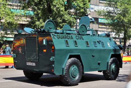 Vamos a intentar hacer un hilo donde podamos incluir todas las tanquetas o vehiculos especiales usados 171