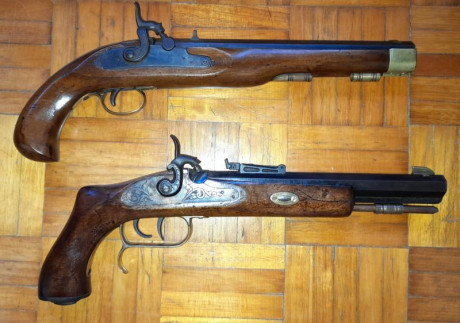 Vendo dos pistolas Mendi calibre 45, una Kentuky y una Patriot, ambas en buen estado general, a las dos 02