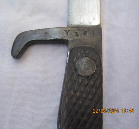 -- SE VENDE: 

-- Cuchillo COES -- FNT, fabricado en la Fábrica Nacional de Toledo, de dotación como cuchillo 11