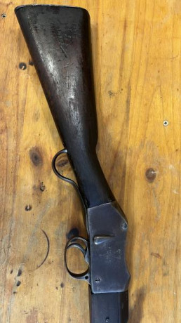 Se vende carabina de caballería  Martini Henry  fabricada por BSA en 1880; y posteriormente recamarada 42