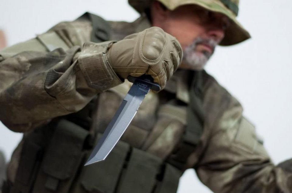 imagen de Disponible el número 65 del periódico Armas.es: cuchillos de combate