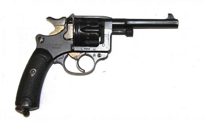 armas legendarias revolver lebel