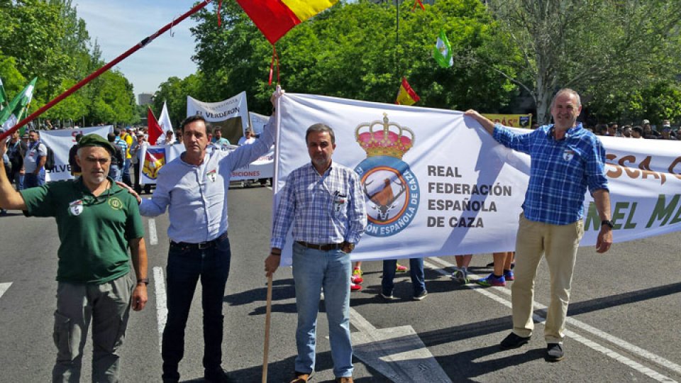 imagen de Día 15 de abril: los cazadores españoles se manifiestan en defensa del sector cinegético