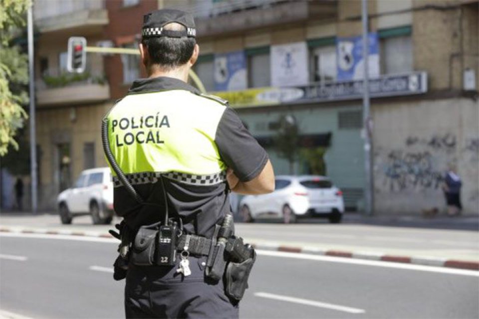 imagen de Retirada de armas a policías locales en segunda actividad: ¿Qué mueve a la intervención de armas de la Guardia Civil