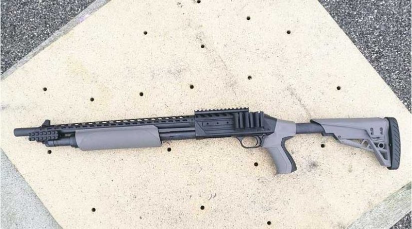 Escopeta Mossberg 500 ATI Tactical