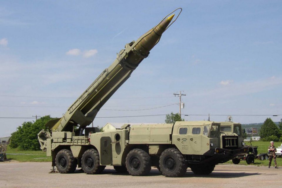 imagen de Polonia “ve las orejas al lobo ruso” y compra misiles Patriot a USA