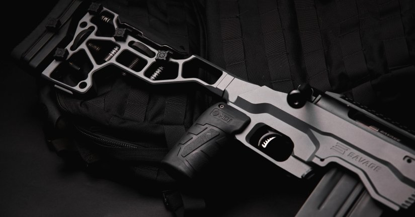 Rifle Savage con cerrojo rectilineo