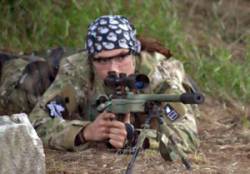 Airsofter compitiendo en la modalidad de Sniper