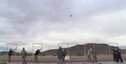 imagen de [Vídeo] Tiro al avión de RC, una nueva forma de diversión