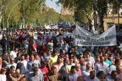 concentracion frente al ICAE contra el nuevo reglamento