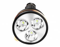 Linterna Olight SR96 para caza