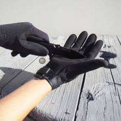 Tela-interior-guantes-anticorte-policiales-Mechanix-Pursuit