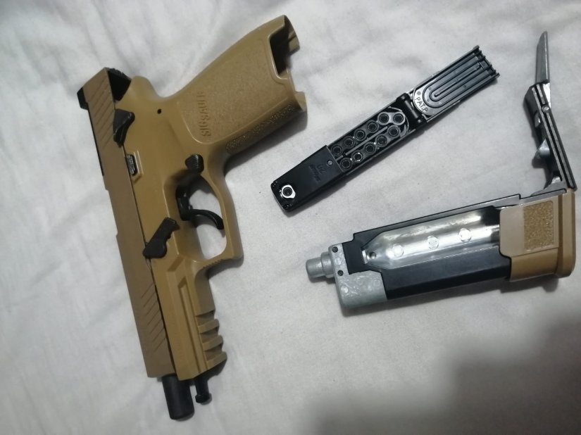 Imagen SIG SAUER P320 M17 COYOTE