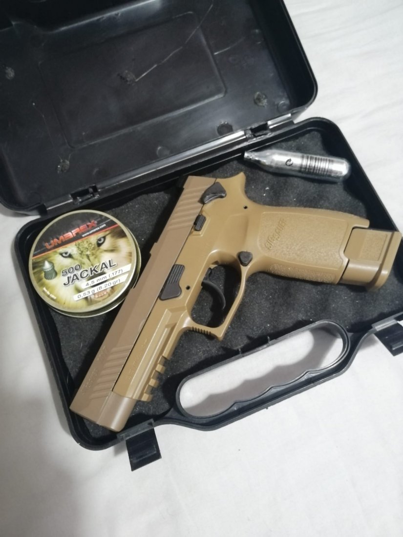 Imagen SIG SAUER P320 M17 COYOTE