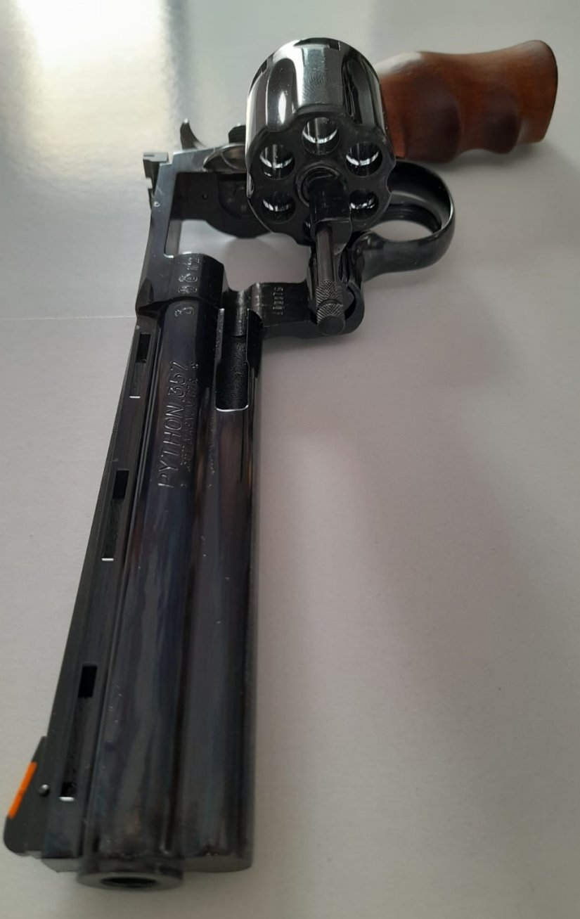 Imagen Colt2