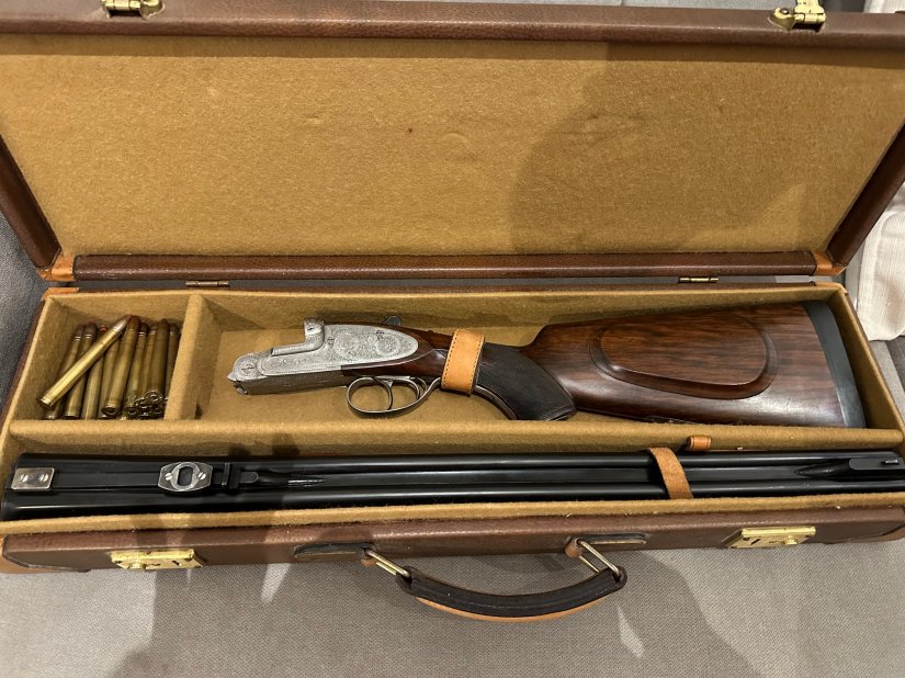 Imagen rifle Express Ego 9,3 x 74 con pletina entera, visor Zeiss diavari 1.1