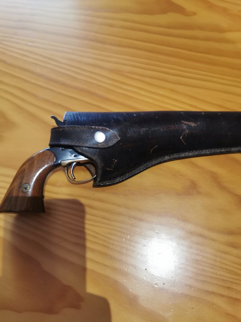 Imagen revolver de avancarga