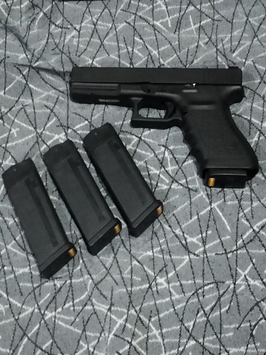 Imagen Se vende Glock-21 Gen3 con 4 Cargadores