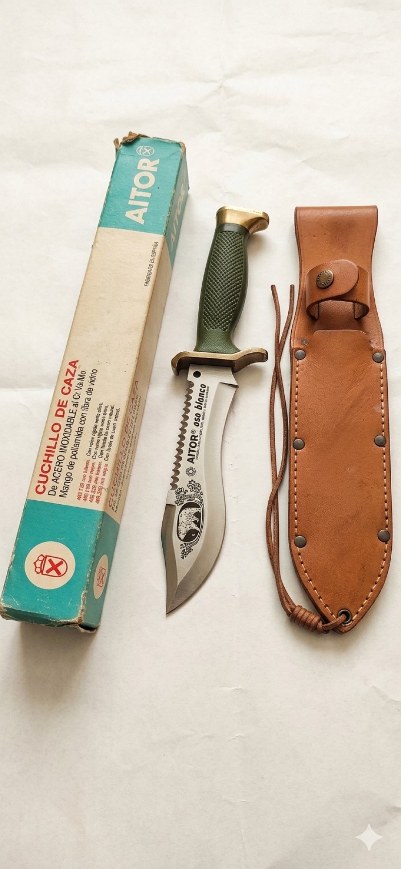 Imagen Cuchillo AITOR (OSO BLANCO)