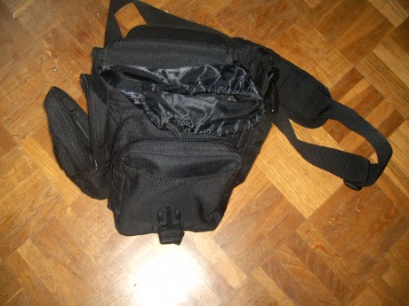 Estoy buscando una nueva bolsa para llevar el arma en verano junto con alguna cosilla mas, como gafas 50