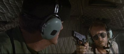 Compañeros,

En vista de las ganas de algunos (Elcafe, Wilcow, Vrakk, etc) por adivinar armas de películas 60