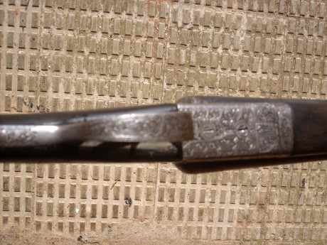 desearía saber el precio de esta escopeta cal. 12 de 3 y 1 estrellas fabricada en barcelona en los años 141