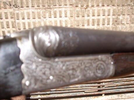 desearía saber el precio de esta escopeta cal. 12 de 3 y 1 estrellas fabricada en barcelona en los años 152
