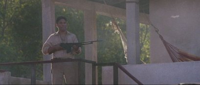Compañeros,

En vista de las ganas de algunos (Elcafe, Wilcow, Vrakk, etc) por adivinar armas de películas 20
