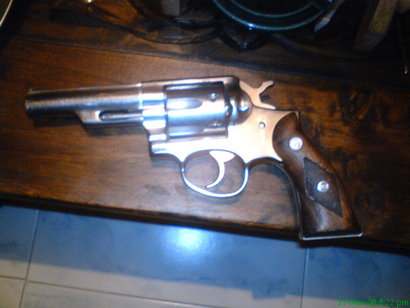Pues eso compañero que me instalado este juego y tambien se me ha bajado el brothers in armas pero de 100