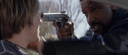 Compañeros,

En vista de las ganas de algunos (Elcafe, Wilcow, Vrakk, etc) por adivinar armas de películas 60