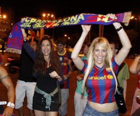   CAMPIONS D'EUROPA 2011 !!!  

 F.C.B..jpg 
 Dos pebrots.jpg 
 Campions!.jpg  00