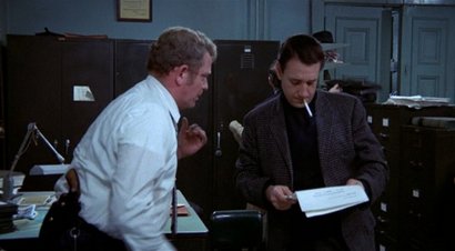 Compañeros,

En vista de las ganas de algunos (Elcafe, Wilcow, Vrakk, etc) por adivinar armas de películas 140