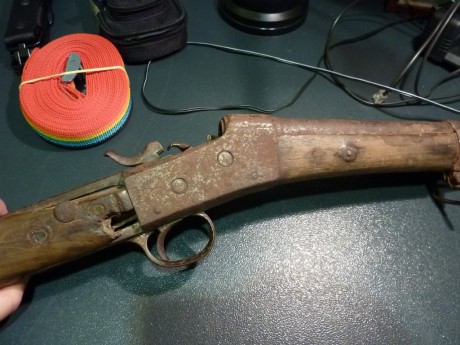 Agradeceria que alguien con mas conocimientos que yo, (cosa facil), me dijera que tipo de rifle es este 00