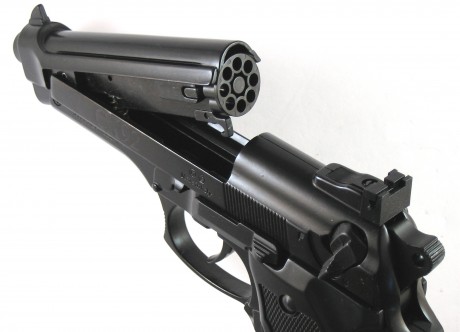 Unica pistola semiautomática auto-revólver tipo doble acción Caliber(s).357 Magnum, también.44 Magnum 70