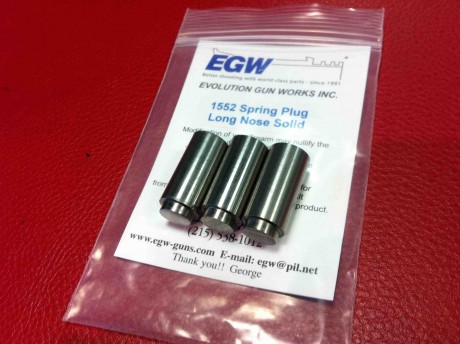 Hola a todos.  Pongo en venta tapón de muelle recuperador inox de EGW para la 1911.

Precio: 20 euros/ud 00