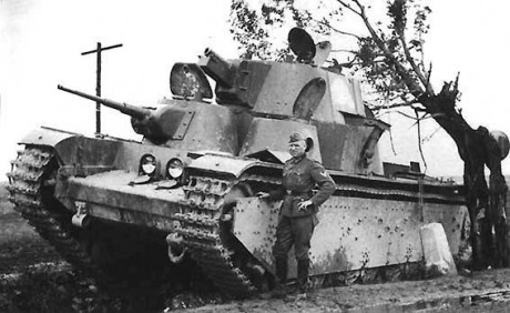 Hoy es  22 de junio , por tanto es el  66 aniversario  de una de las mayores locuras de la historia contemporánea.

Hitler 40