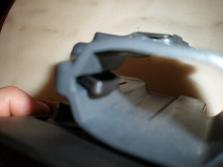 ¿Alguien ha visto las fundas de pistola que está regalando cierto sindicato policial en Madrid?.

A simple 31