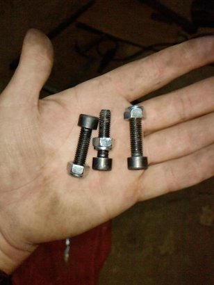 Hola.
Os voy ha explicar como me he construido mi banco de tiro, supongo que ya habrá algún hilo con lo 11