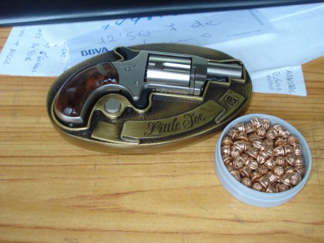 Compro cartuchos de fogueo de 6mm. para revolver detonador Littel Joe.

Saludos cordiales. 70