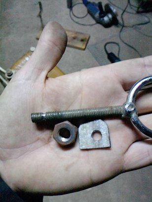 Hola.
Os voy ha explicar como me he construido mi banco de tiro, supongo que ya habrá algún hilo con lo 22