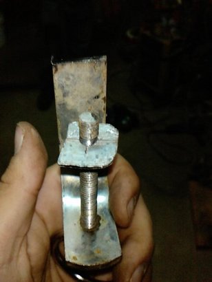 Hola.
Os voy ha explicar como me he construido mi banco de tiro, supongo que ya habrá algún hilo con lo 30