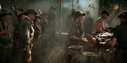 Compañeros,

En vista de las ganas de algunos (Elcafe, Wilcow, Vrakk, etc) por adivinar armas de películas 130