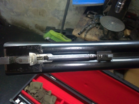 Hola muy buenas.
Ayer me ofrecieron una paralela,marca AYA,expulsores,caños monoblock,con 2 juegos de 02