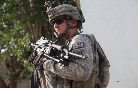 Cascos del ejército estadounidense con sistema de suspensión Skydex. NIVEL DE PROTECCIÓN III-A.
Último 30