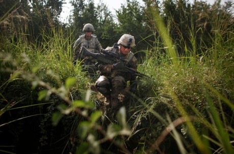 Cascos del ejército estadounidense con sistema de suspensión Skydex. NIVEL DE PROTECCIÓN III-A.
Último 40