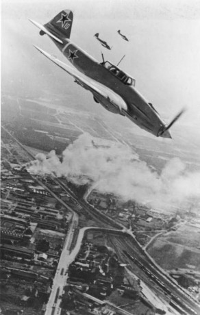  http://erooups.com/2010/06/22/the_second_world_war_through_the_eyes_of_german_soldiers_22_pics.html 40