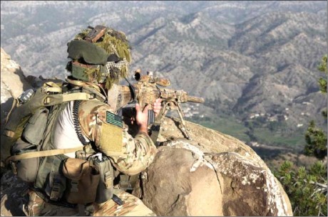 Cascos del ejército estadounidense con sistema de suspensión Skydex. NIVEL DE PROTECCIÓN III-A.
Último 150